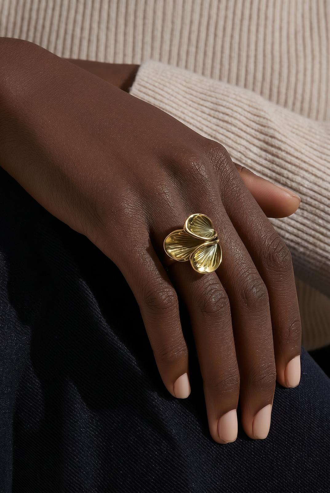 Women's Ring