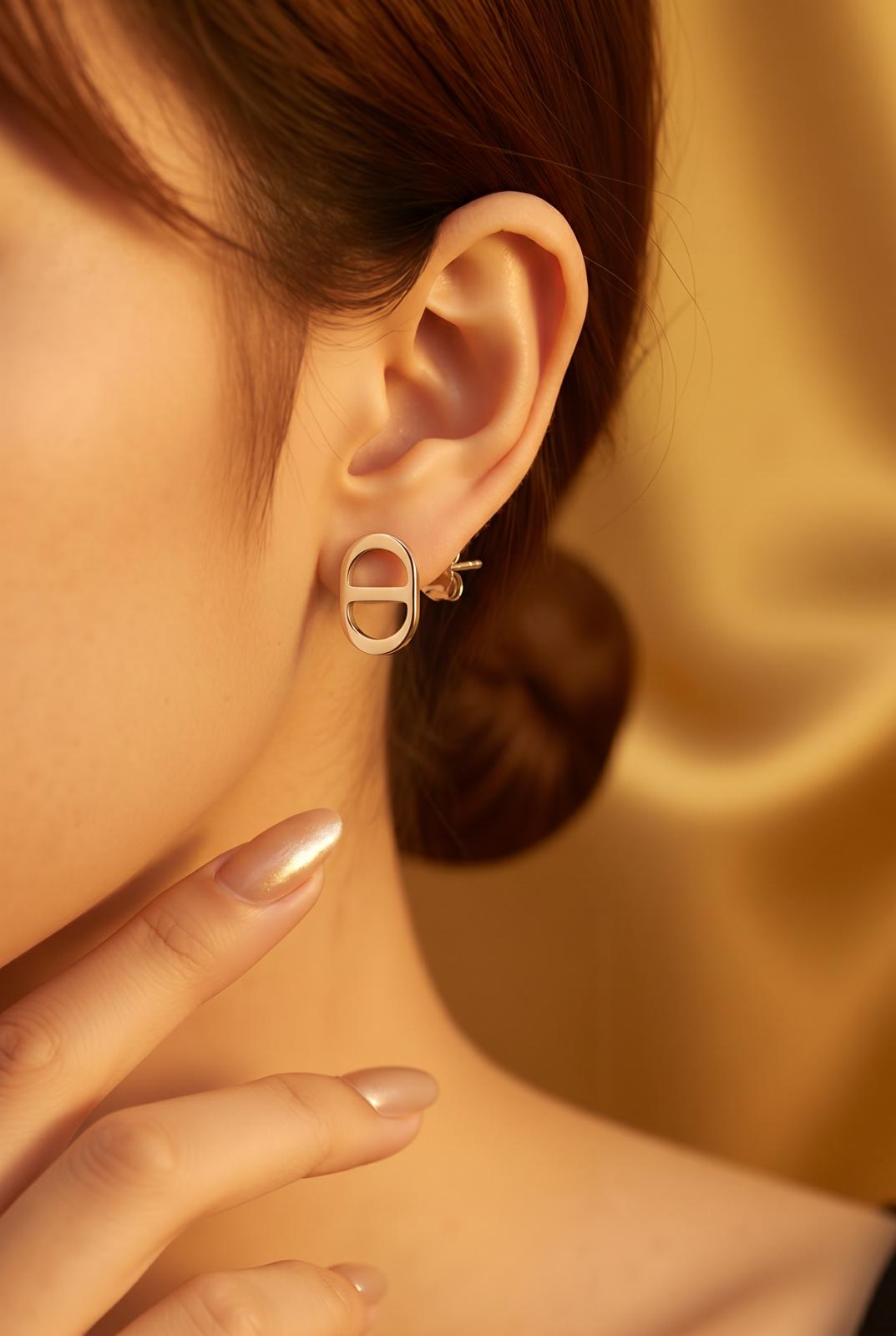 Women's Earring